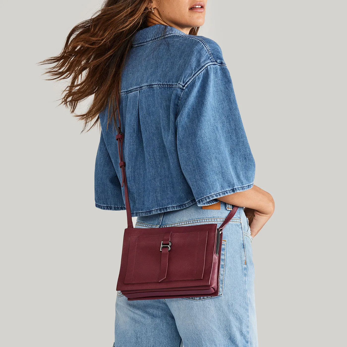 Baxter City Crossbody