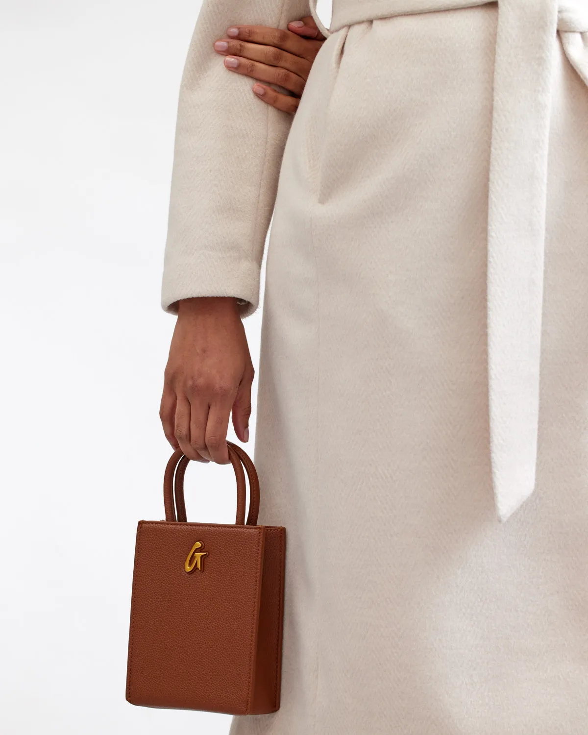 PEBBLE MINI TOTE BROWN